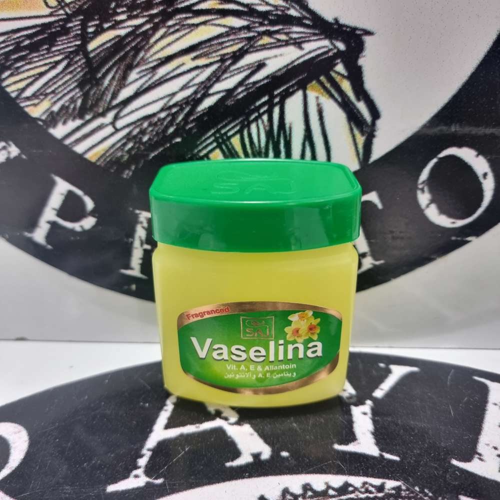 وازلین نرم‌کننده دست و بدن ساج – مدل ویتامینه (125ml)